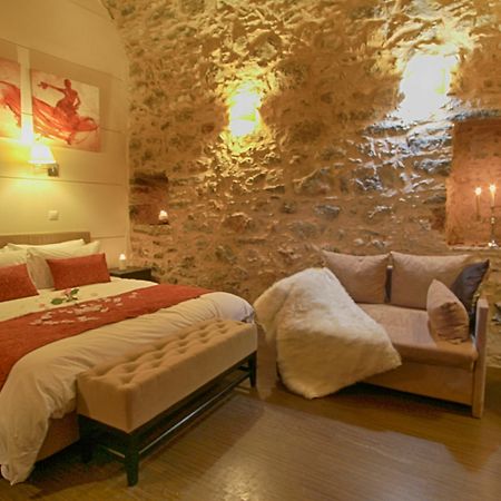 Medieval Castle Mesztá Kültér fotó