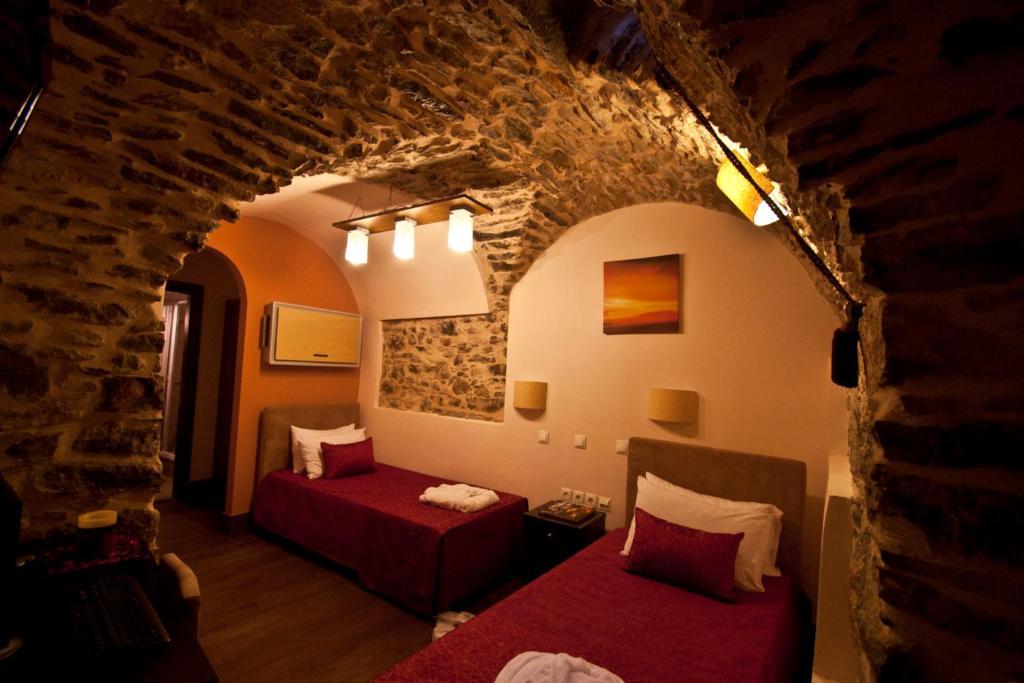 Medieval Castle Mesztá Szoba fotó